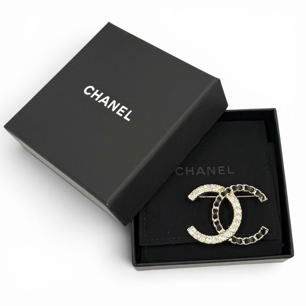 CHANEL Black Leather Logo Brooch - Picture 2 of 7